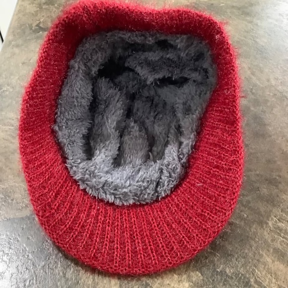 NWT Lined Cherry Red Cap - fits average - Picture 4 of 6